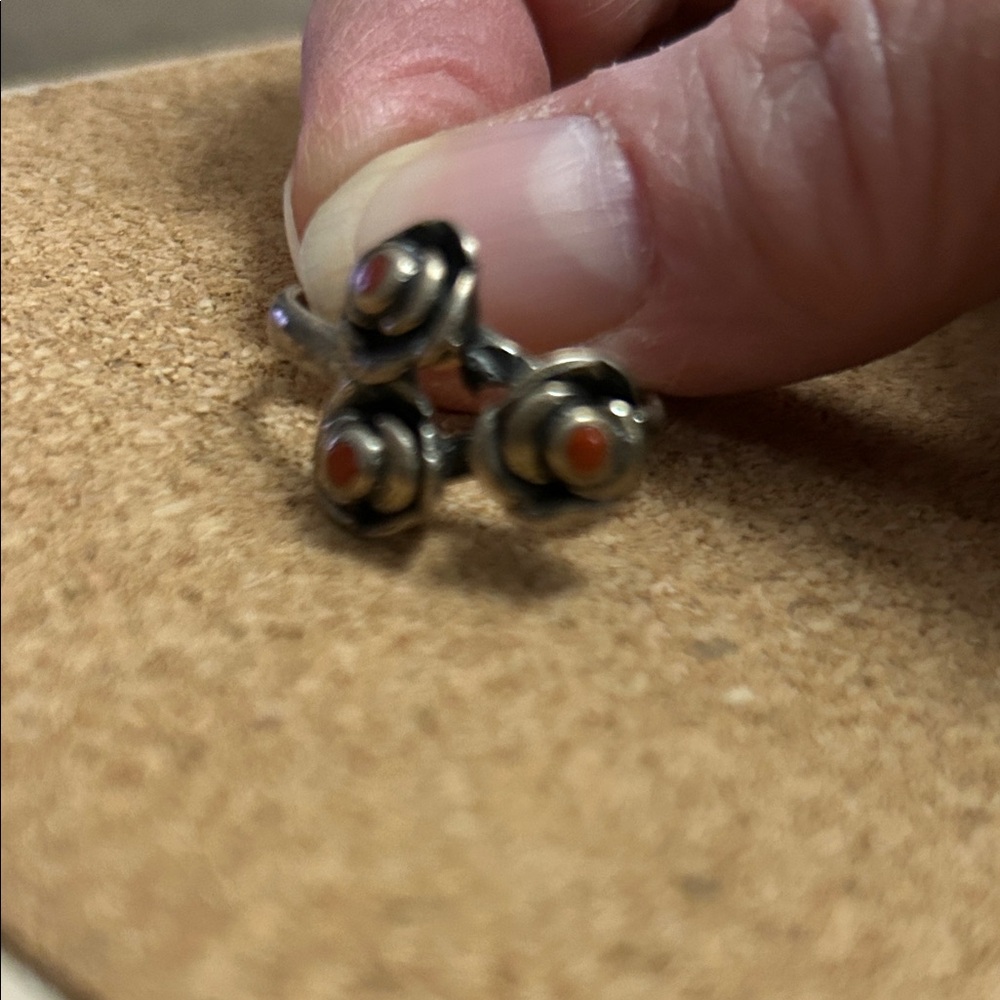 Chic Silver and Orange Triple Flower Ring